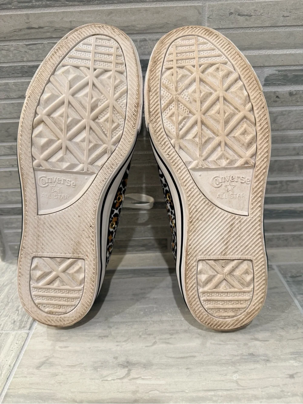 Converse Low-Top Leopard Print Sneakers - White/Black/Tan - Picture 5 of 6